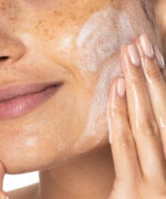 NEUTROGENA CLEANSING WASH SENSITIVE - Image 3
